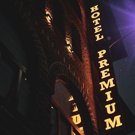 Hotel Premium Приштина Экстерьер фото