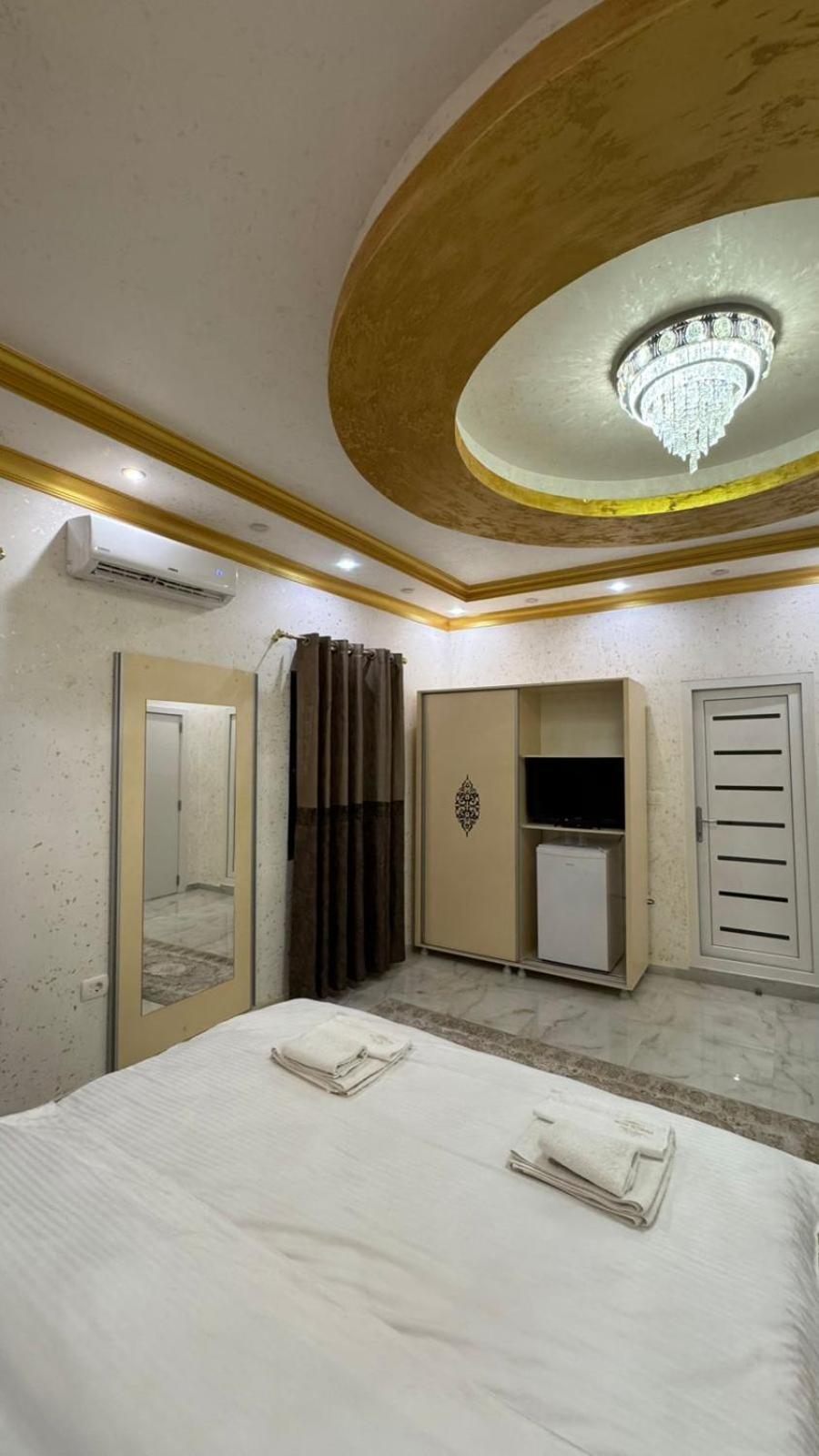 Hotel Premium Приштина Экстерьер фото