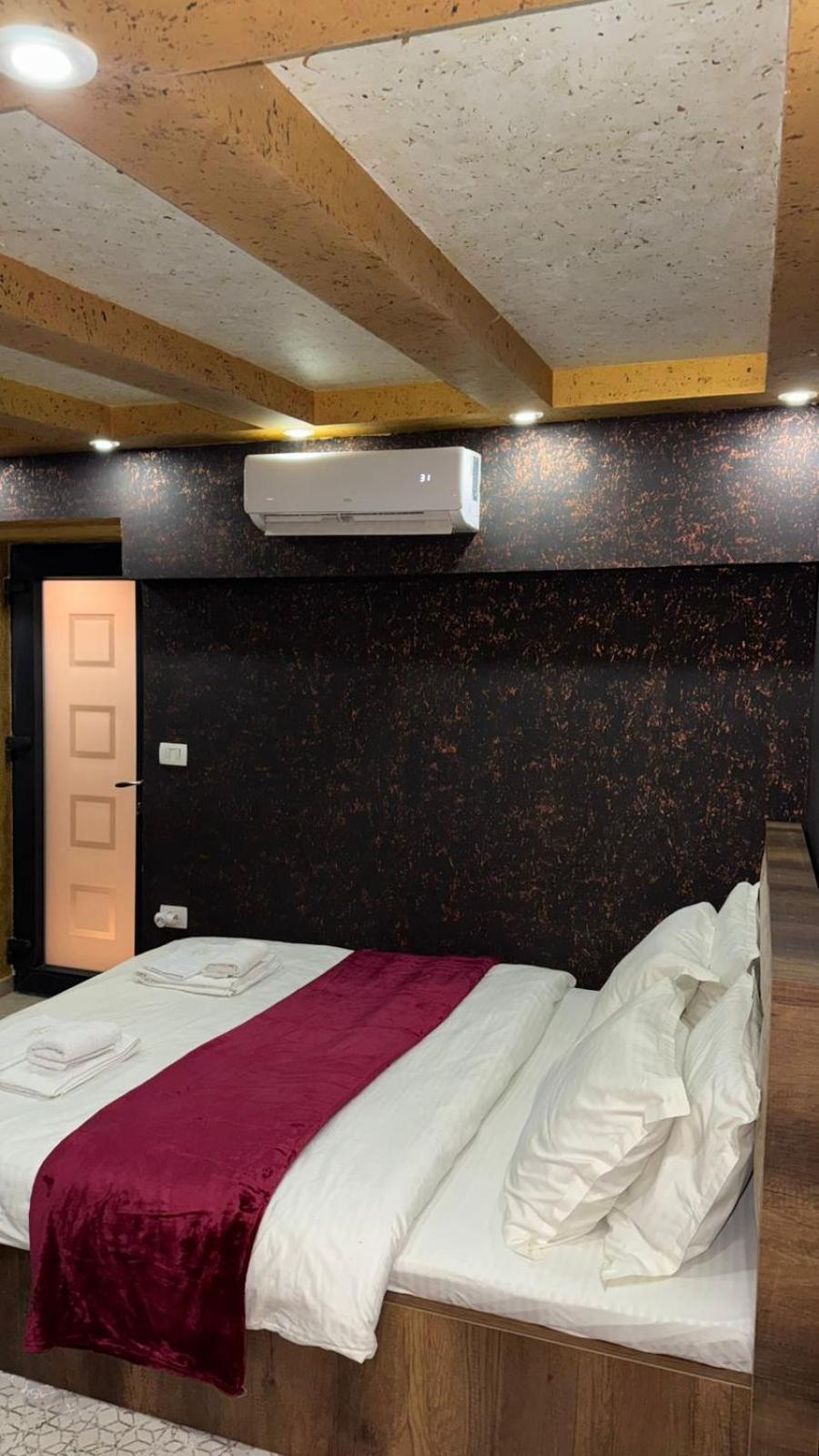 Hotel Premium Приштина Экстерьер фото